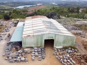 WHOLE BASALT FACTORY